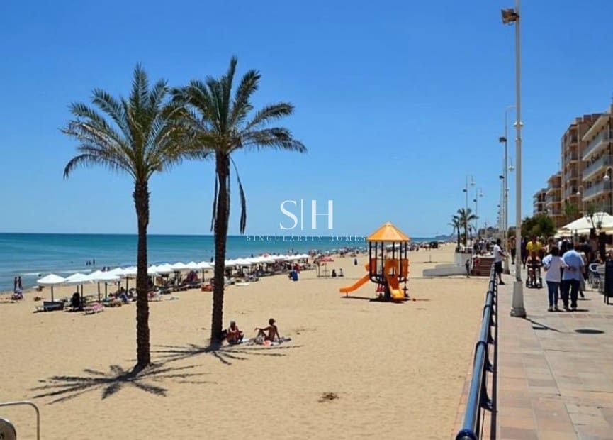 Apartment for sale in Guardamar Playa, Guardamar del Segura, Alicante photo 3