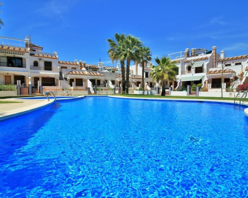 Apartment for sale in Villamartin, Orihuela, Alicante photo 2