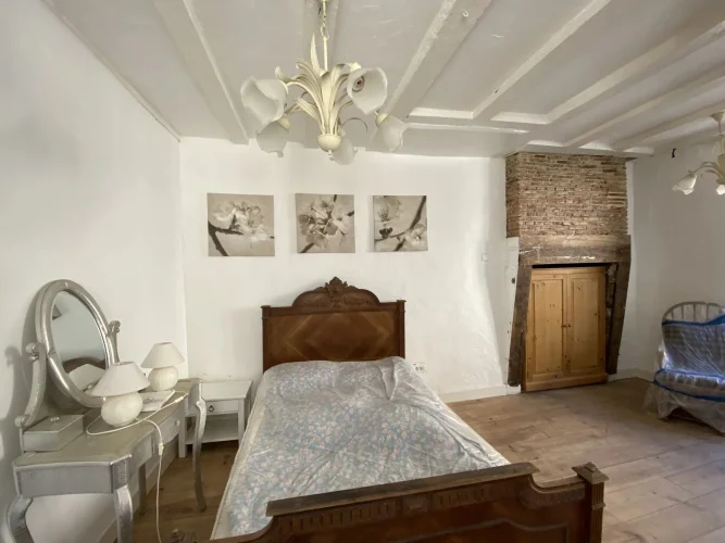Lovely Townhouse in the Centre of Le Dorat, Walking Distance from the Shops