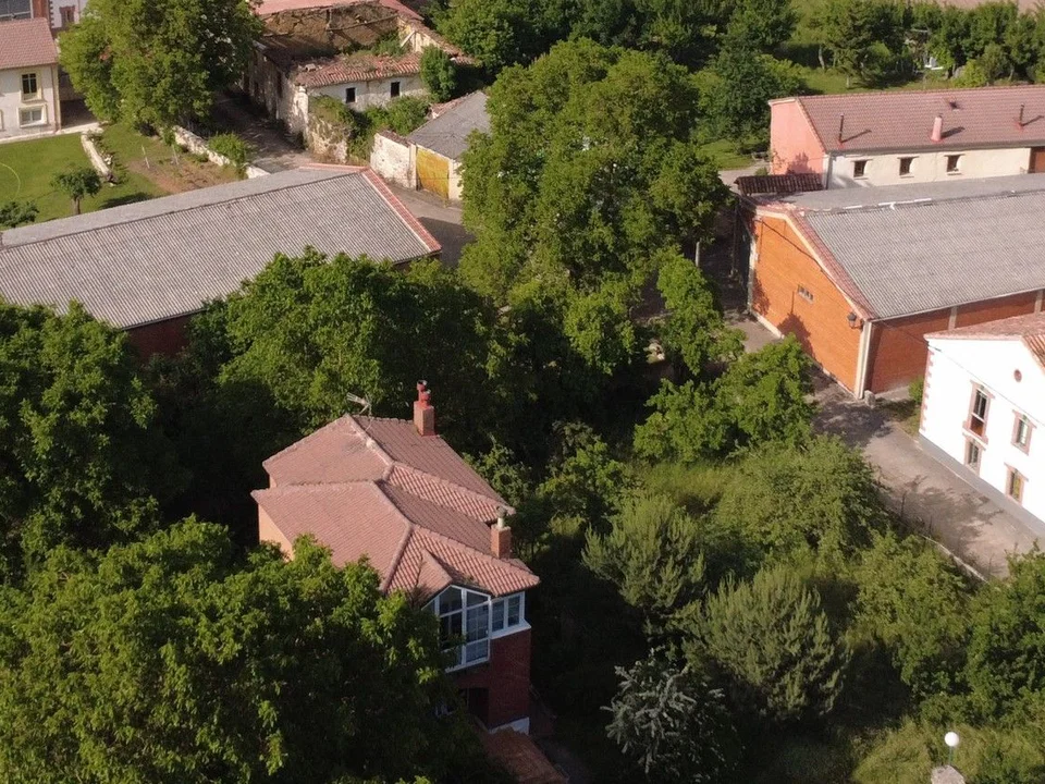 Villa in Quintanas De Valdelucio, Burgos province photo 4