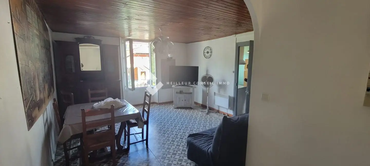 Apartment for sale in Besseges — 2 bedrooms, 52 m² photo 5