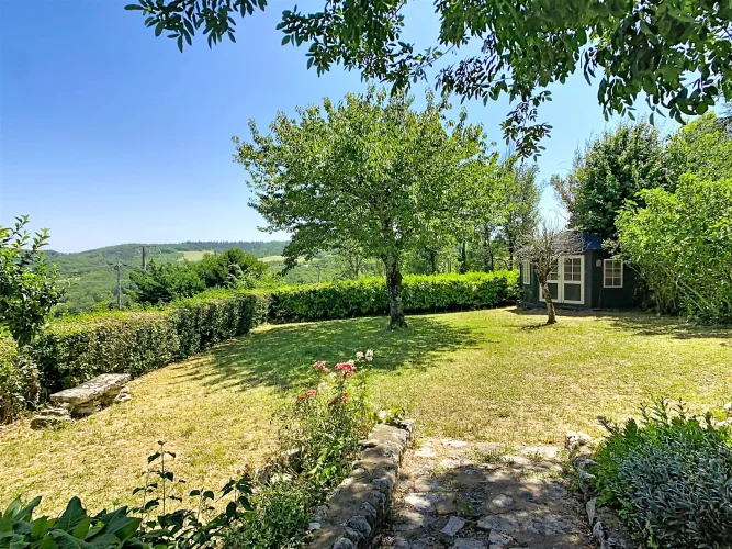 Charming Authentic Stone House photo 3