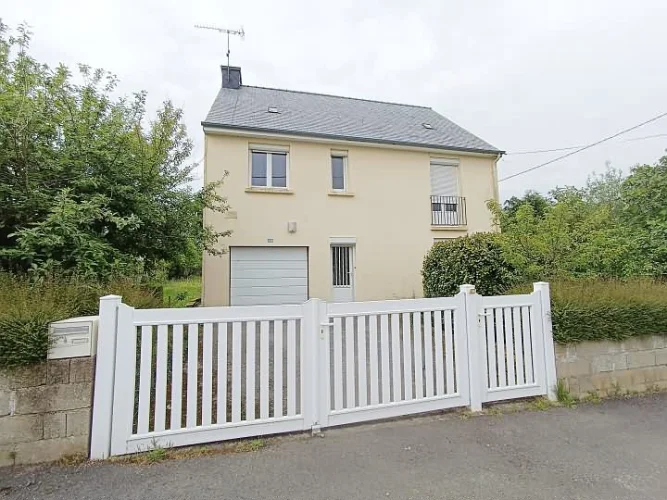 Detached Breezeblock and Slate Property(88 sqm), Situated in a Village Close to the Shops and