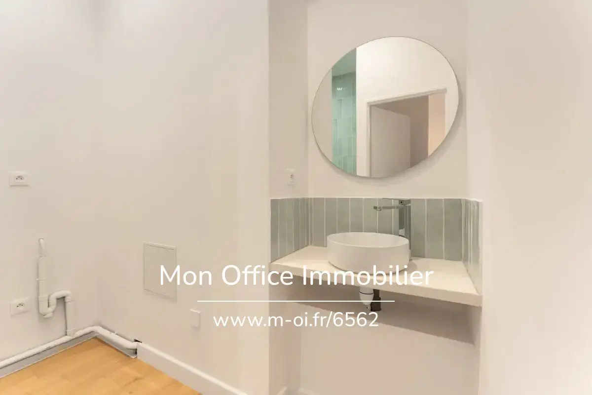 Apartment for sale in La Ciotat — 2 bedrooms, 53 m² photo 5