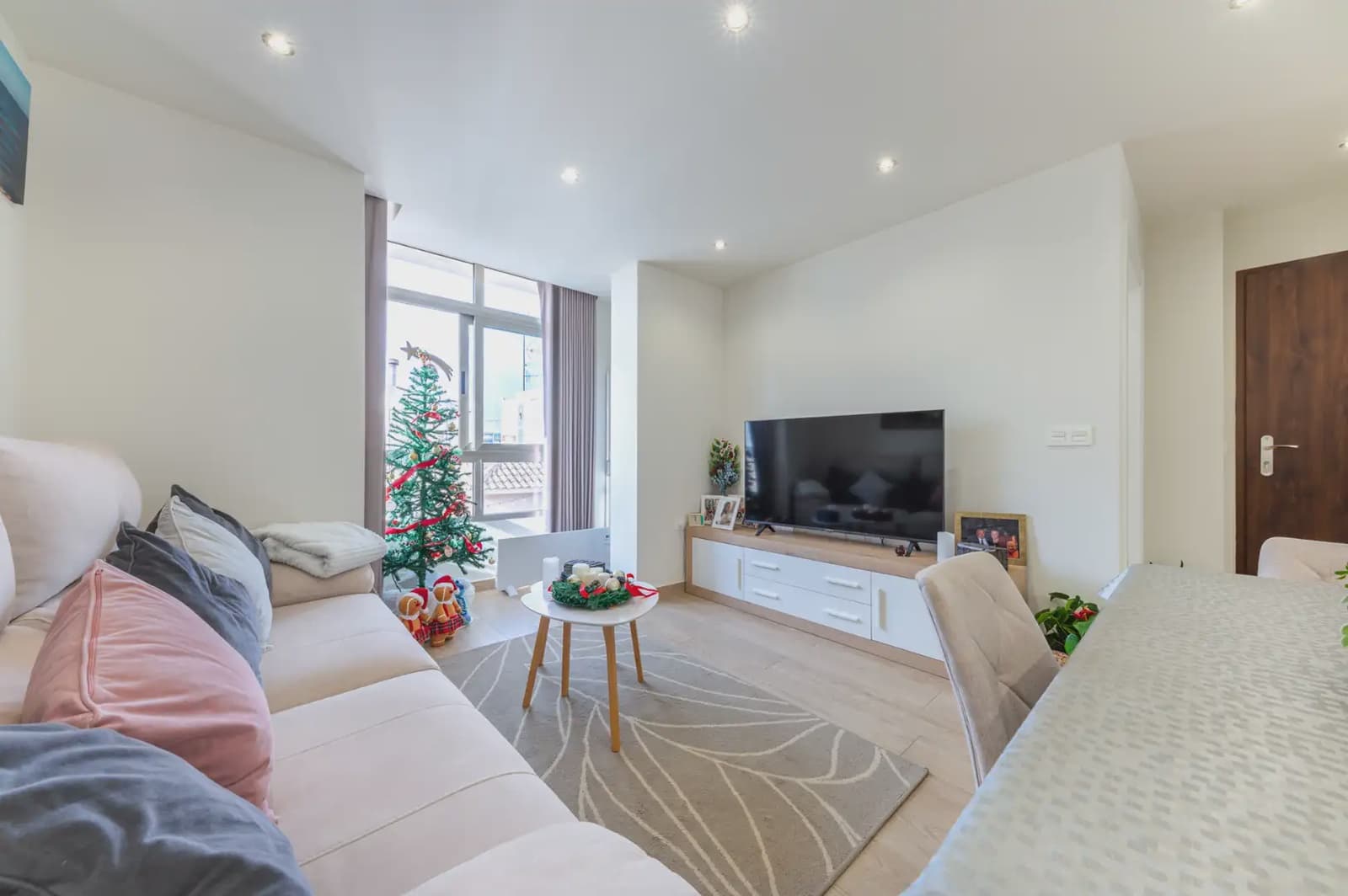 Flat for sale in Zona Pueblo, Guardamar del Segura, Alicante photo 2