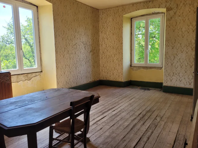 Former Family Stone Hamlet in Need of Renovation , Complete with Barns photo 3