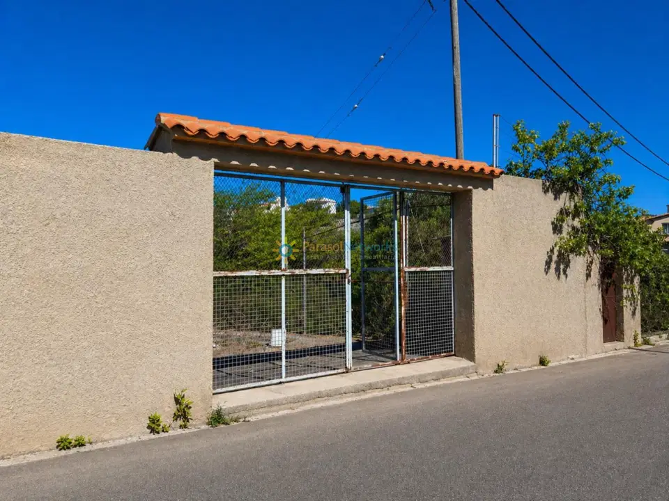 Parasol Networks Estate Agents/Inmobiliaria 