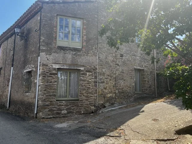 A Pretty Renovated Village House with Sunny Terrace Villar En Val photo 2