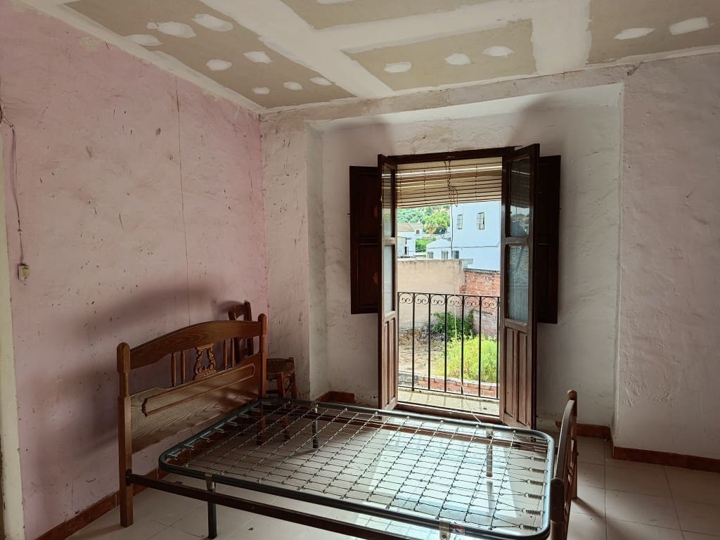 Townhouse for sale in Fuente-Tójar, Córdoba photo 5