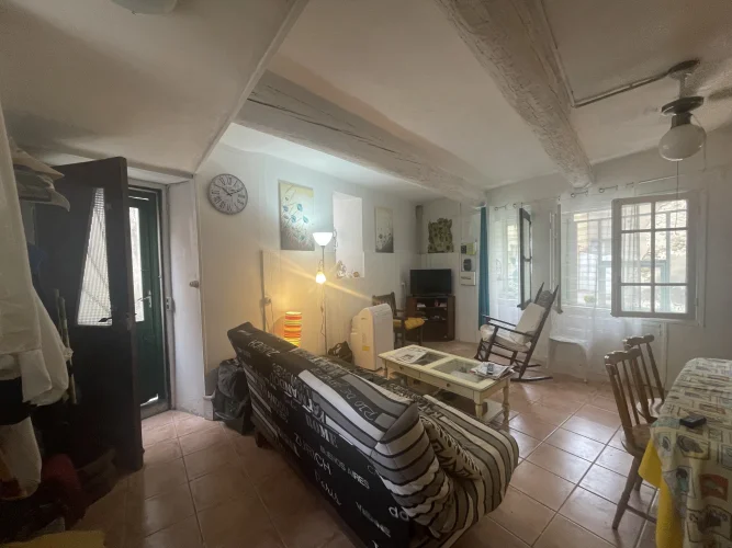 Maison Argeliers 5 Pièces Avec Terrasse Et Remise