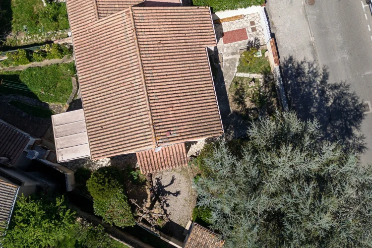 Carcassonne - Pierre Blanche - 3-Bedroom Villa 102m² (77m² Living) with Garden, Garage and Pac photo 4