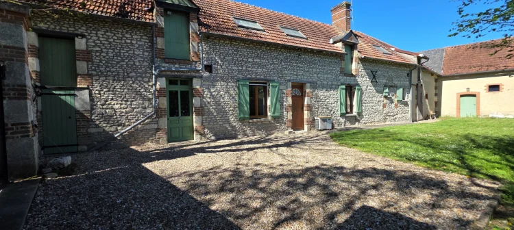 For Sale 10 Minutes from Beaumont du Gatinais Stone House photo 4