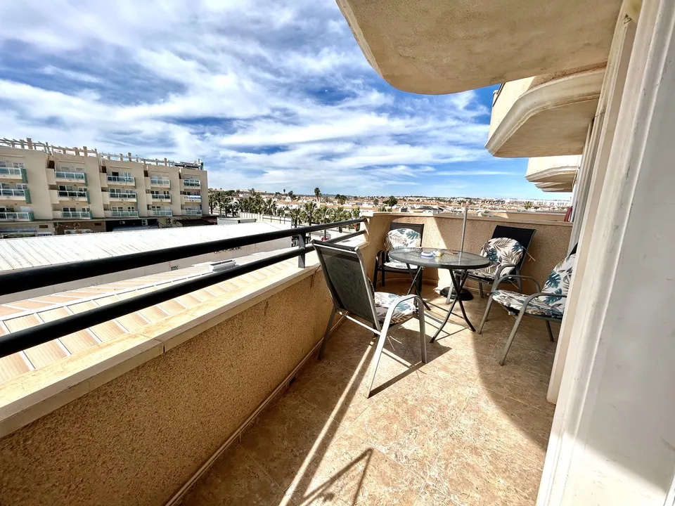 Homes Overseas photo 3