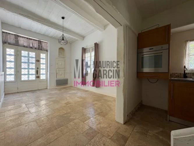 House for Sale in Pernes-Les-Fontaines photo 3