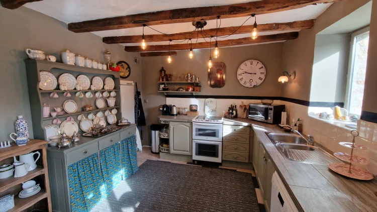 Côtes D'armor Beautiful 3 Bed Stone Cottage, Ideal Holiday Home, Well Presented with Parking and Terrace photo 4