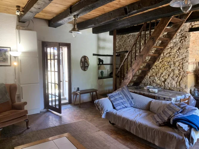 Near Hautefort, Dordogne - Character Property to Renovate photo 4