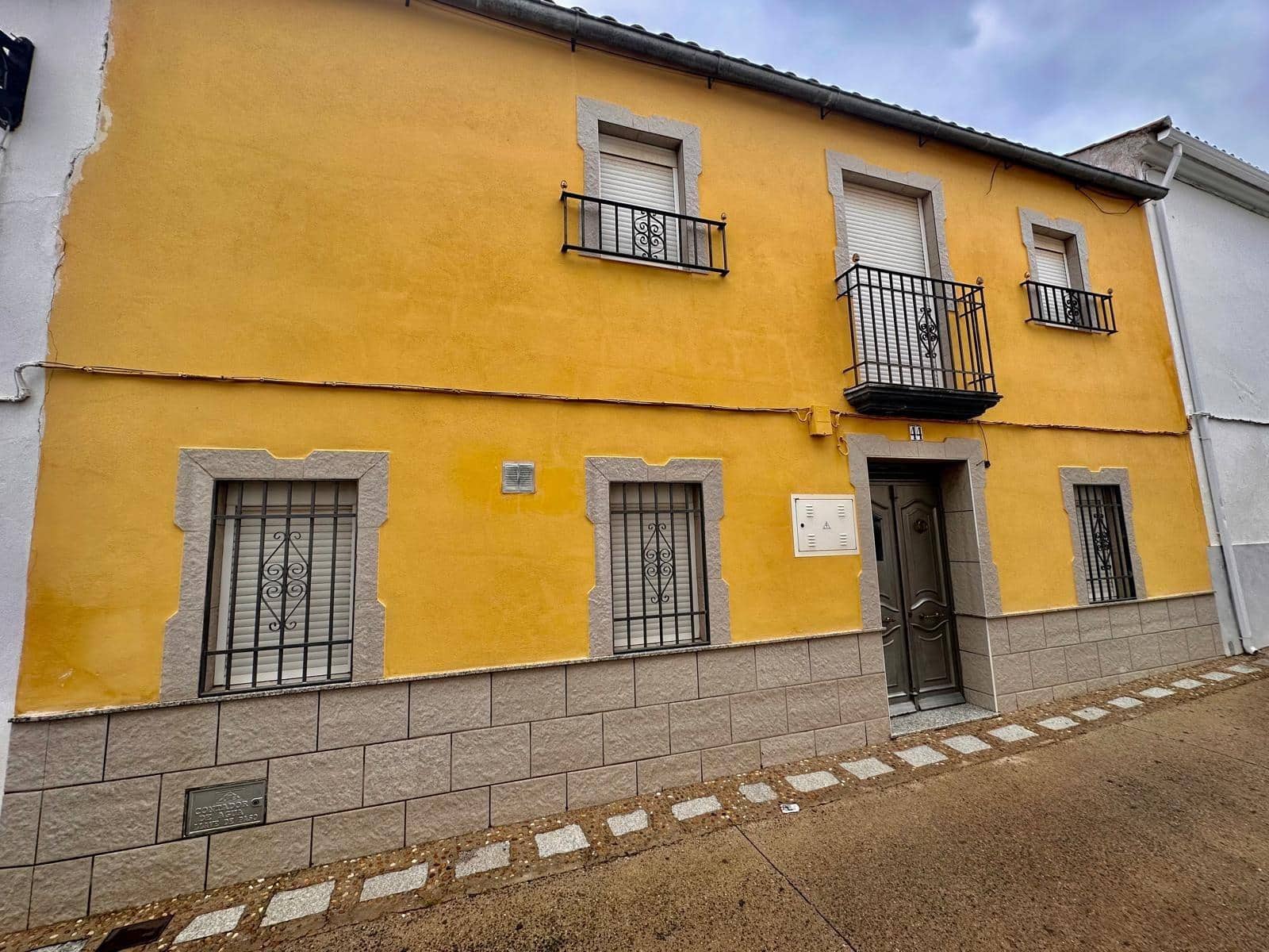 Townhouse for sale in Fuente Obejuna, Córdoba