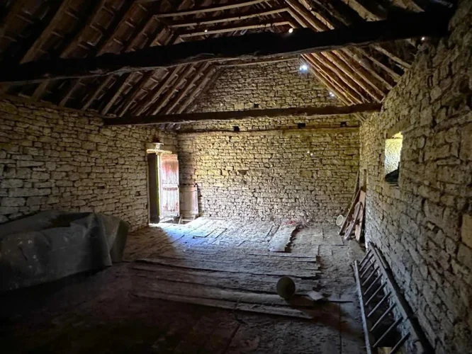 Stone Barn for Renovation photo 5