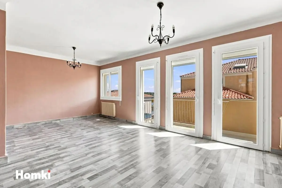 Apartment for sale in Béziers — 3 bedrooms, 79 m² photo 3