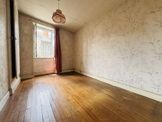 2 Bed Town House for Sale in Boussac photo 4