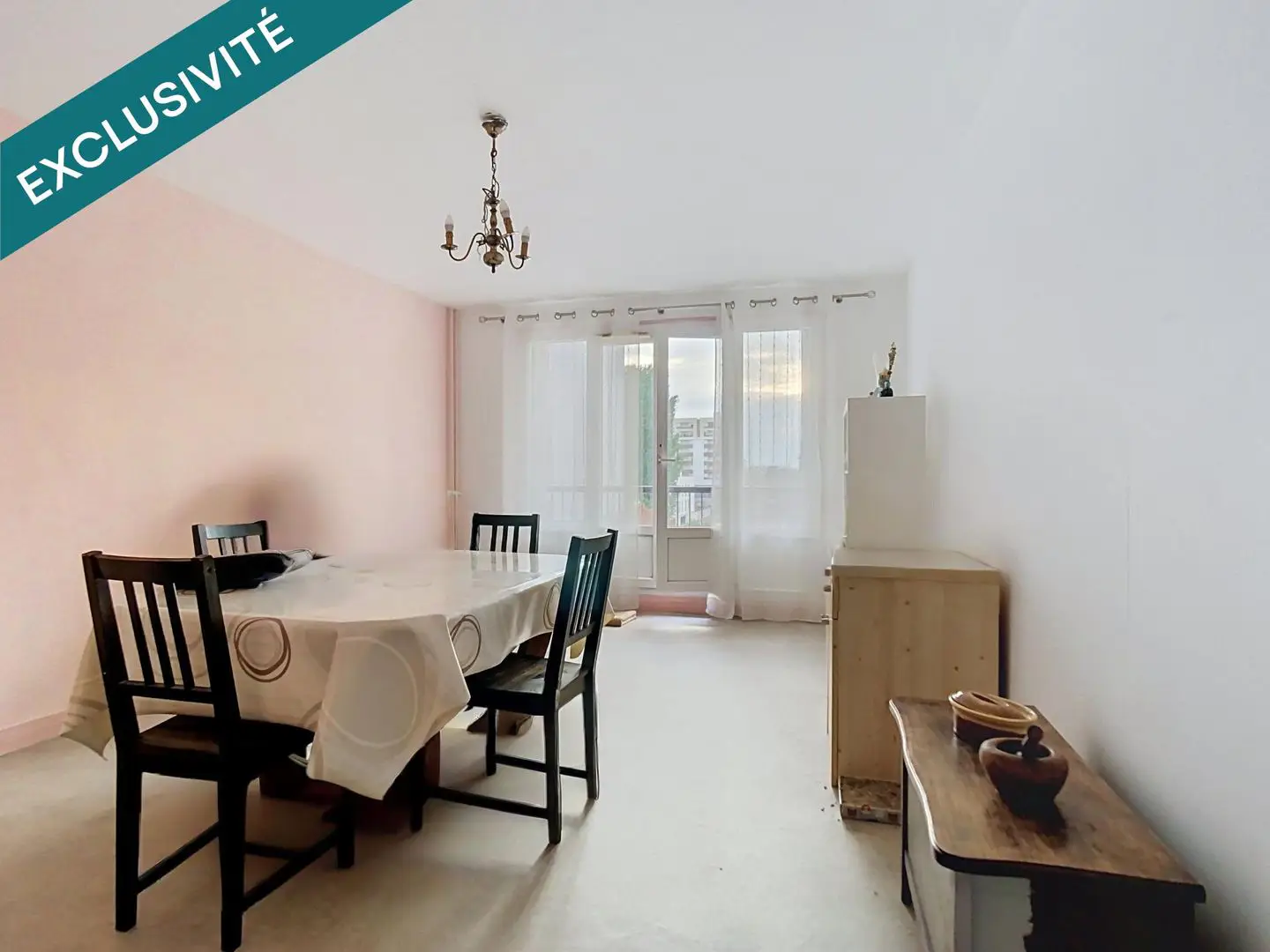 Apartment for sale in Neuilly-sur-Marne — 3 bedrooms, 82 m²