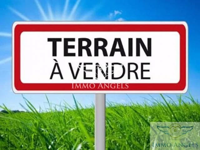 Rare 290 m² Buildable Lot in the Heart of a Sought-after Area