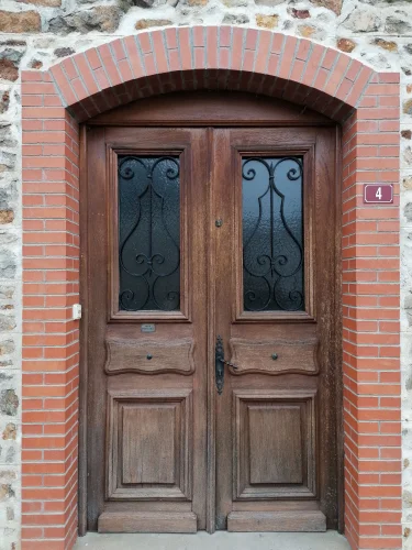 Charming Stone House with Castle View – 305 sqm – Historic Village in Haute-Loire photo 2
