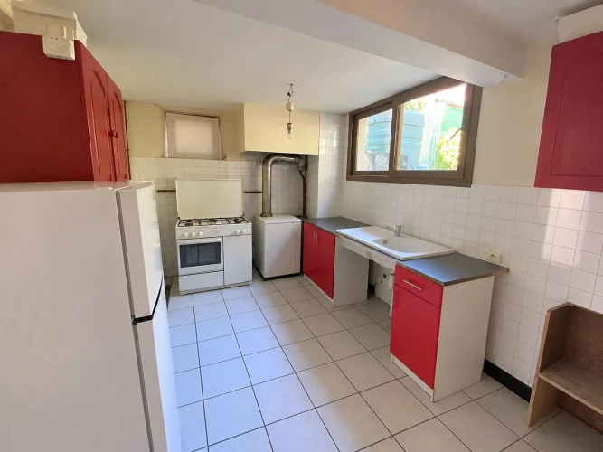 Gramat Sector – Charming Village House with 3 Bedrooms, Garden and Independent Land photo 3
