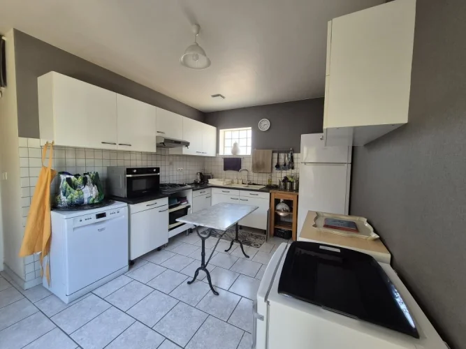 Ground-Floor House with Garden in Lower Town of Auch photo 4