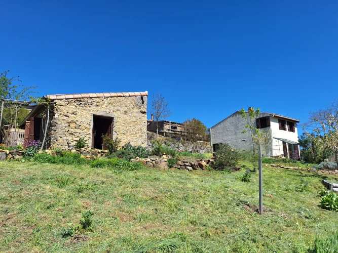 Village House with Barn and Ecological Garden photo 4