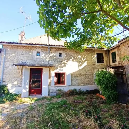 Stone and Tiled Property(126.7 sqm), Situated in a Village, in the Area of Loubille, with an