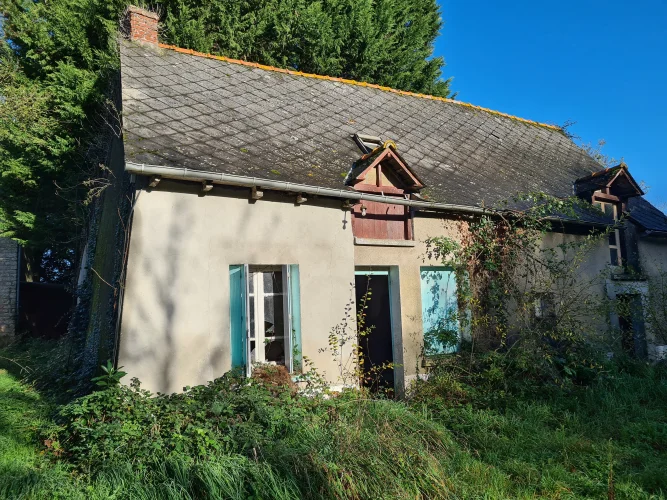 5-Bedroom, 2-Bathroom Country House, in Brittany, an Hour's Ride from Saint Malo. photo 4