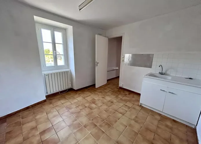 Detached Stone and Tiled Property(66.76 sqm), Situated in a Village not Far from the Shops, in the photo 4