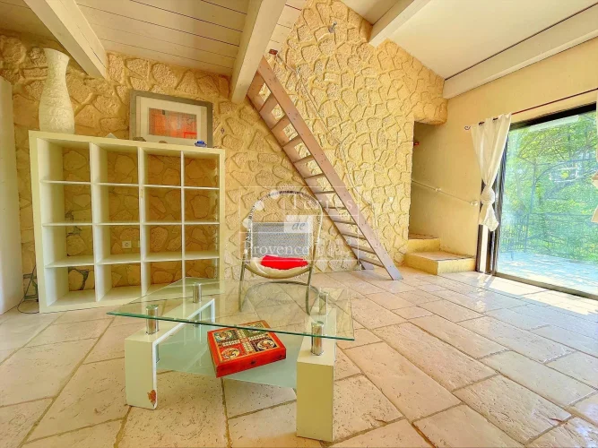 3-Bedroom House in a Peaceful Area in Baudinard-Sur-Verdon photo 4