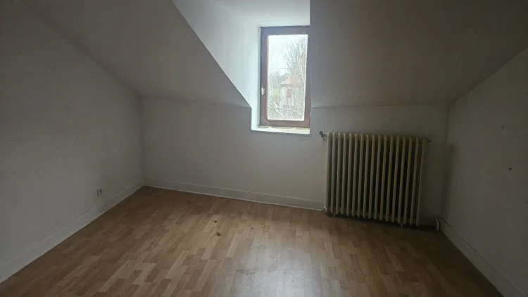 Two Houses for Sale. Ideal for a Large Family or Investment. photo 4