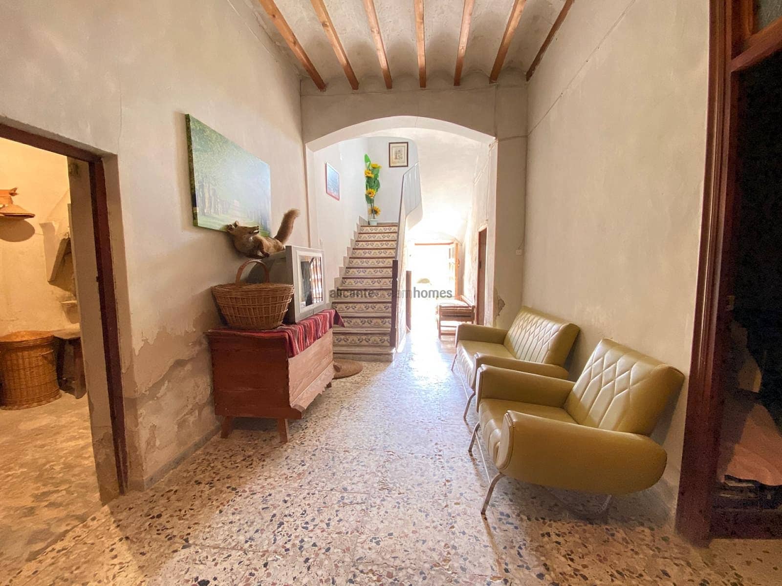 Townhouse for sale in Pinoso, Alicante photo 3