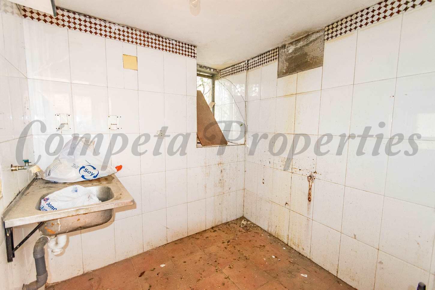 Townhouse for sale in Sedella, Málaga photo 3