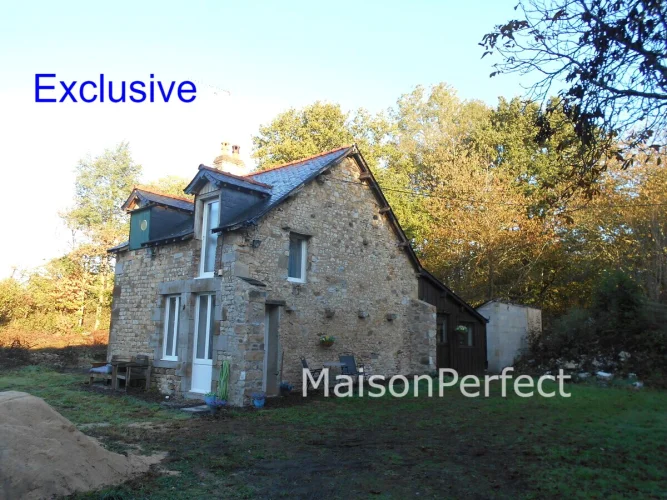 Exclusive – Looking for Peace, Quiet, Nature, Land, with Detached 2 Bedroom Cottage? you just Found it !