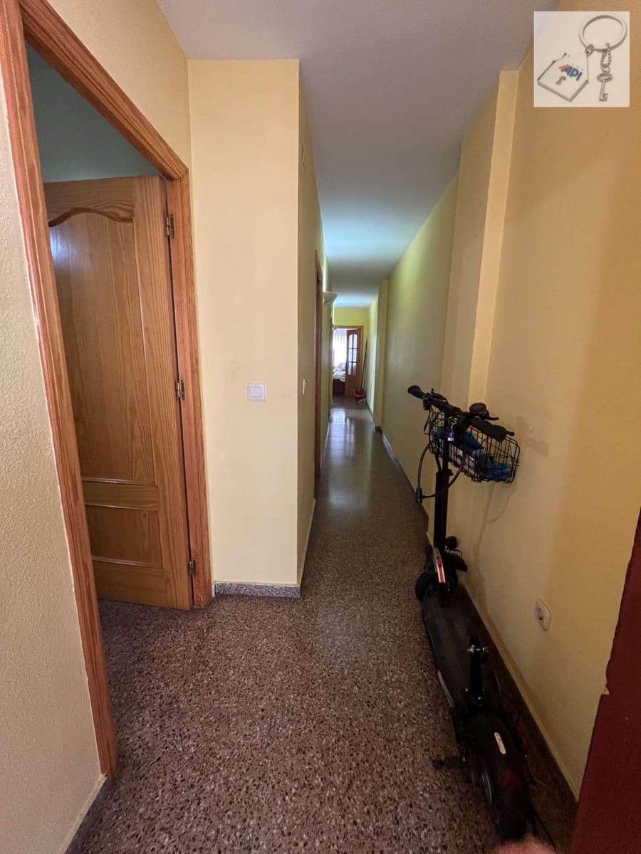 Beach Apartment for sale in Playa del Acequión, Torrevieja, Alicante photo 4