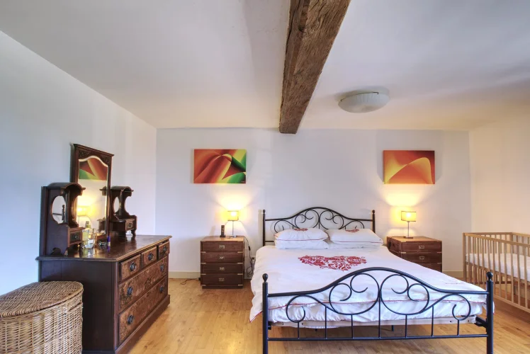 Lovely and Spacious 4-Bedroom Property, Large Garage and Workshop, Close to Ruffec photo 5