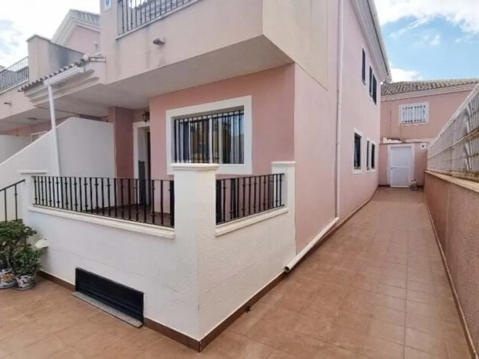 Hilton Real Estate photo 2
