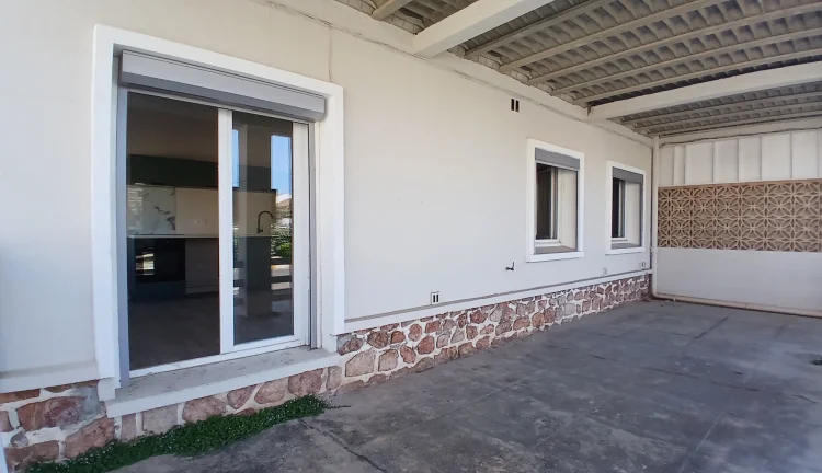 Fully Renovated Apartment on the Ground Floor with Courtyard and at Walking Distance from the Beach. photo 3