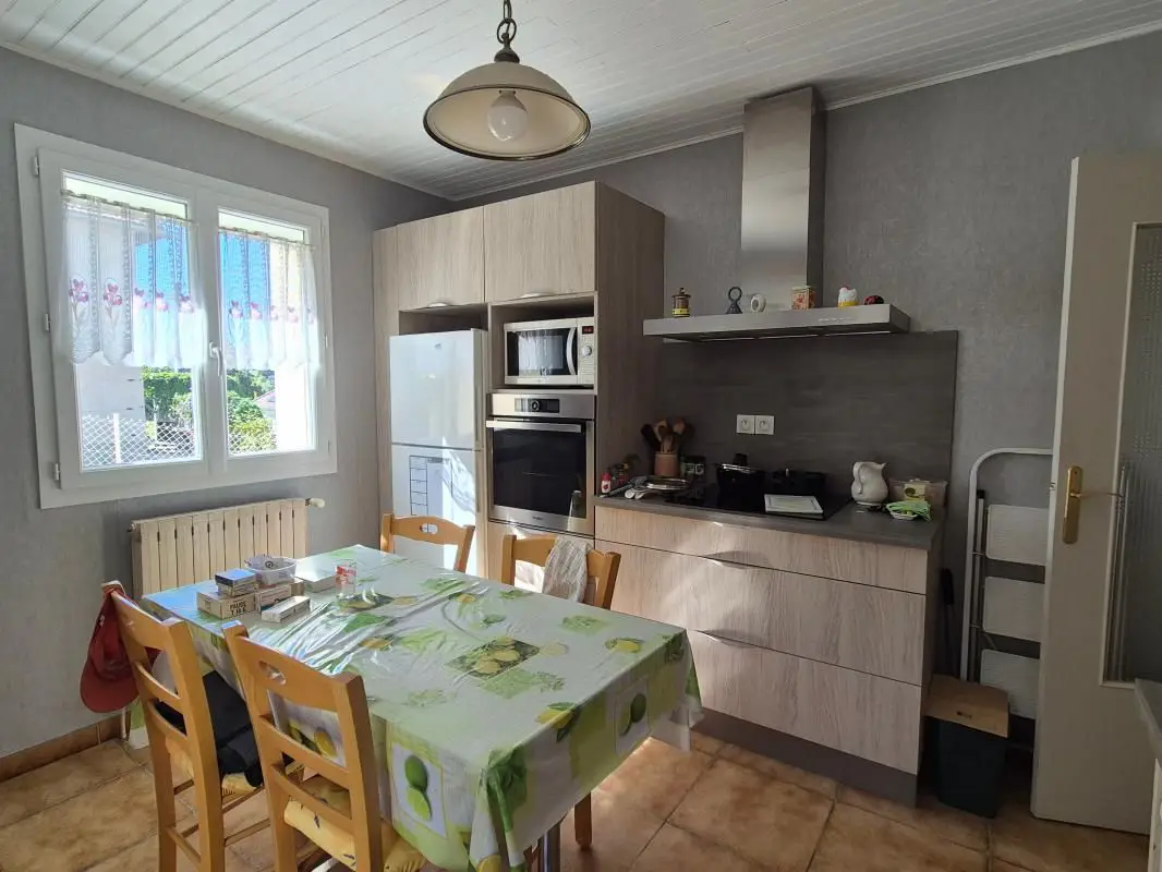 House for sale in Saint-Étienne — 3 bedrooms, 85 m² photo 5