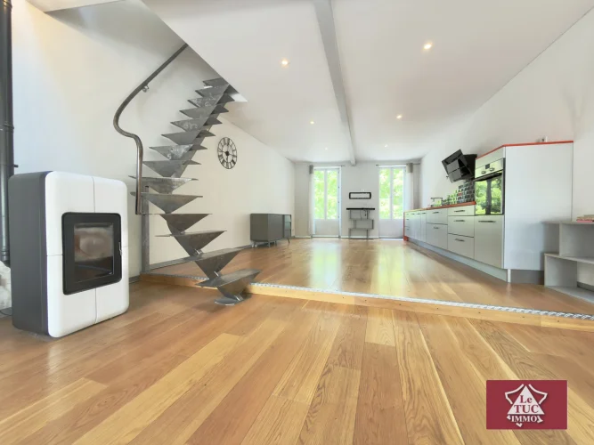 Townhouse with Terraces, Garage and Jacuzzi photo 5