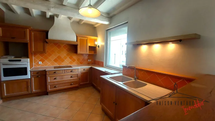 Village House 165 m² with Terrace in the Town Center photo 2