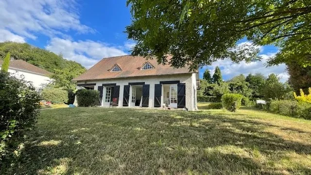 Charming House with 3 Bedrooms