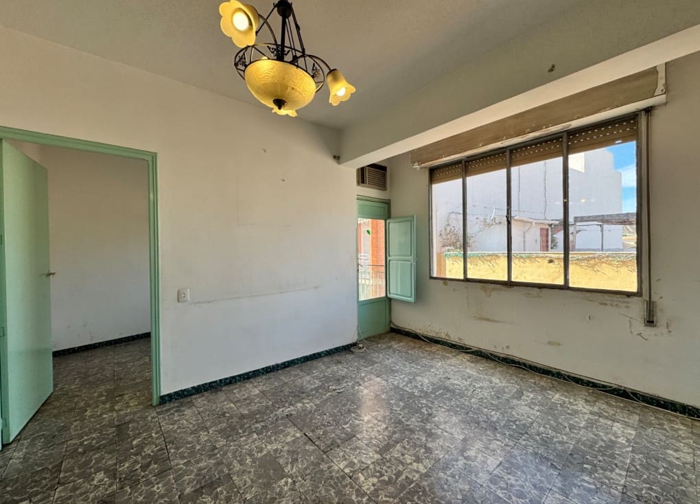 Flat for sale in Blanca, Murcia photo 2