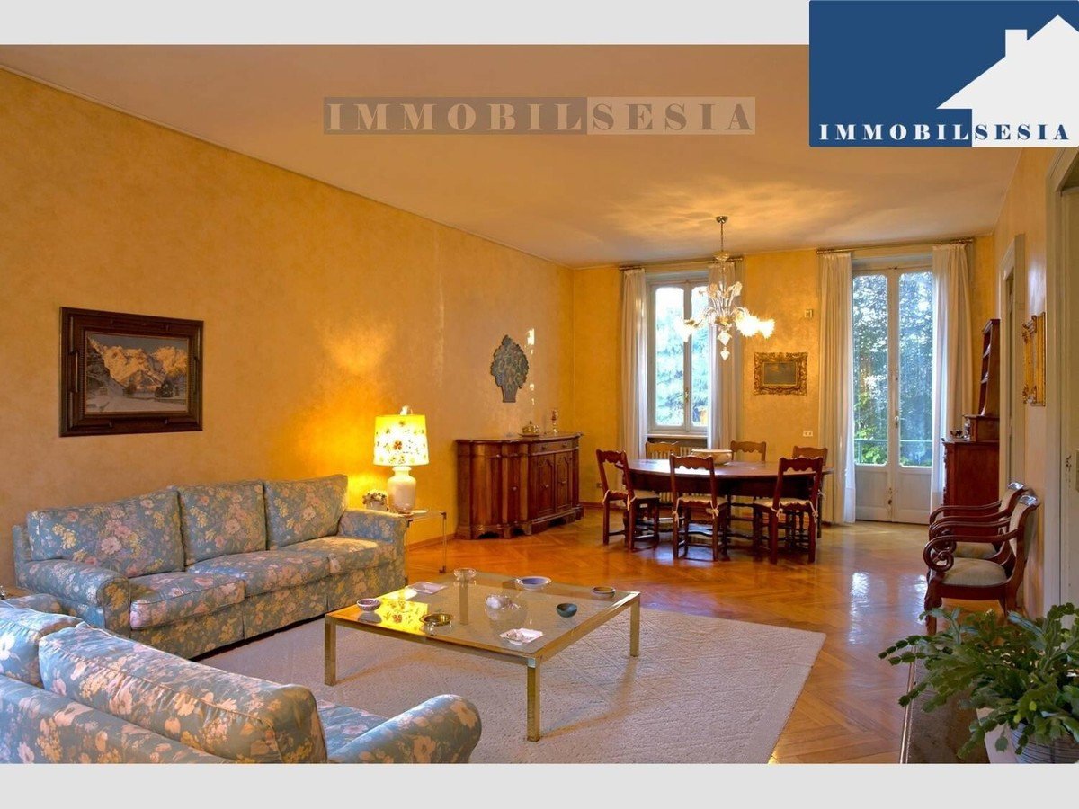 6 bedrooms villa, 730 m² Grignasco, Novara (province) photo 4