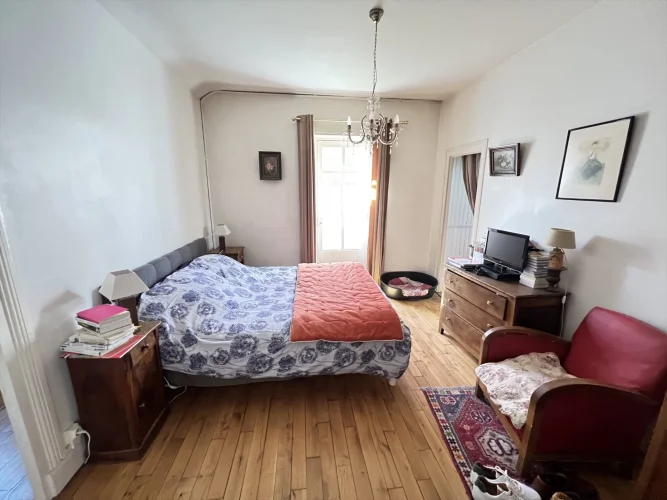 Character House photo 5