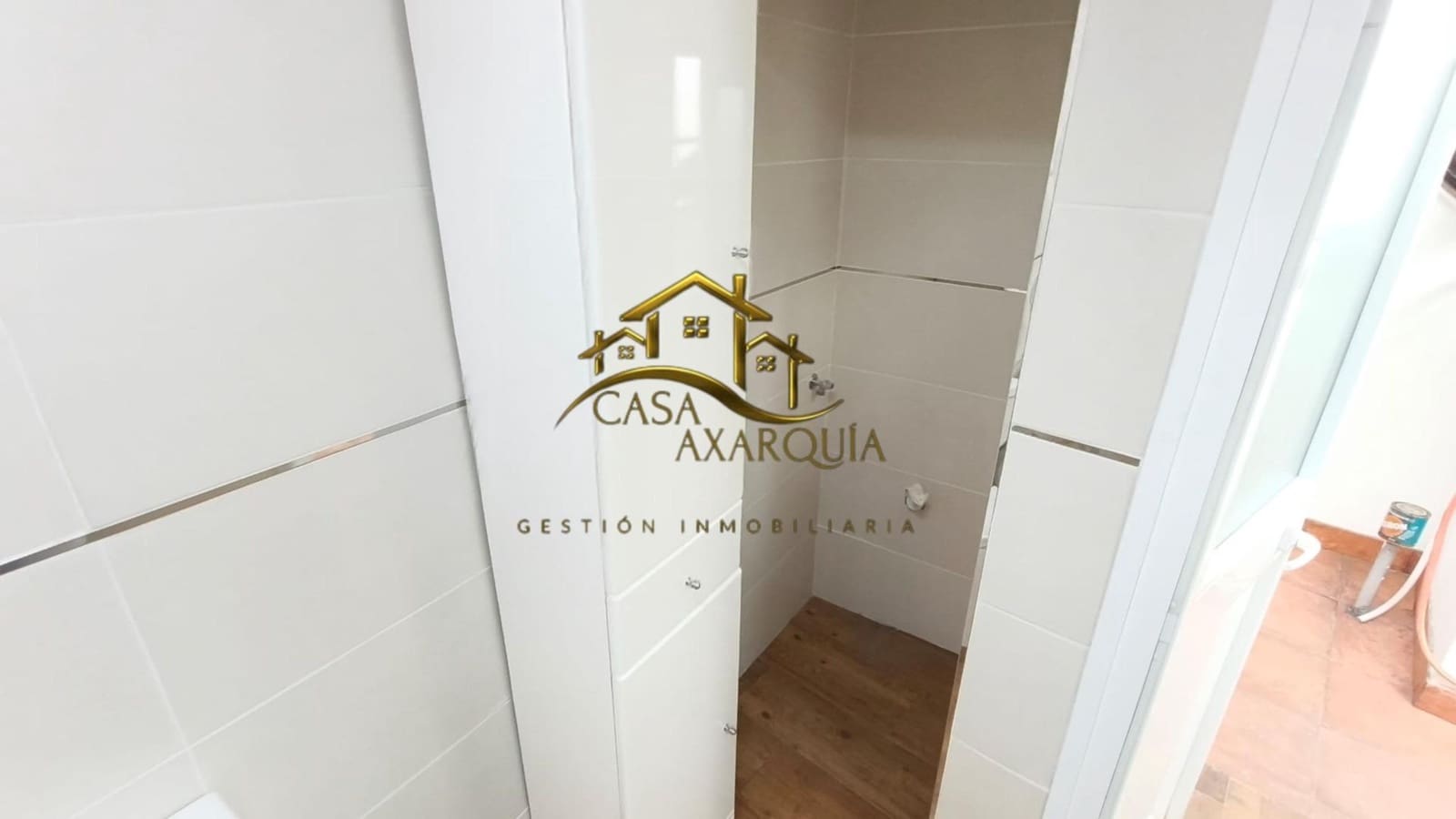 Townhouse for sale in Vélez-Málaga, Málaga photo 3